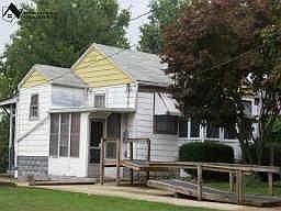 1st image of 745 Glantz Dr