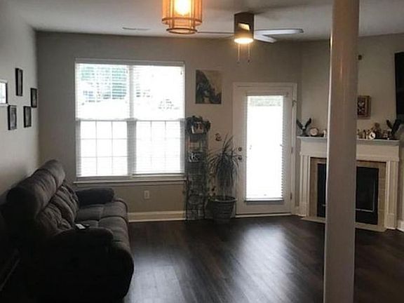 5th image of 2426 Loch Stone Dr