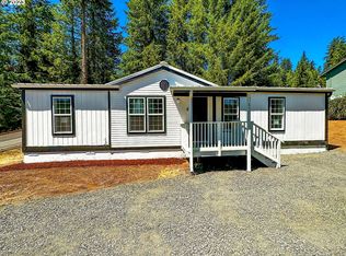 513 SE East Slope Rd, Toledo, OR 97391