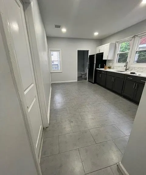 269 Lake St #1 — Photo 5