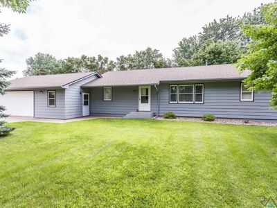 6504 N 10th Ave, Sioux Falls, SD, 57104