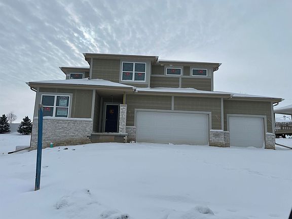 2nd image of 11227 Cove Hollow Dr