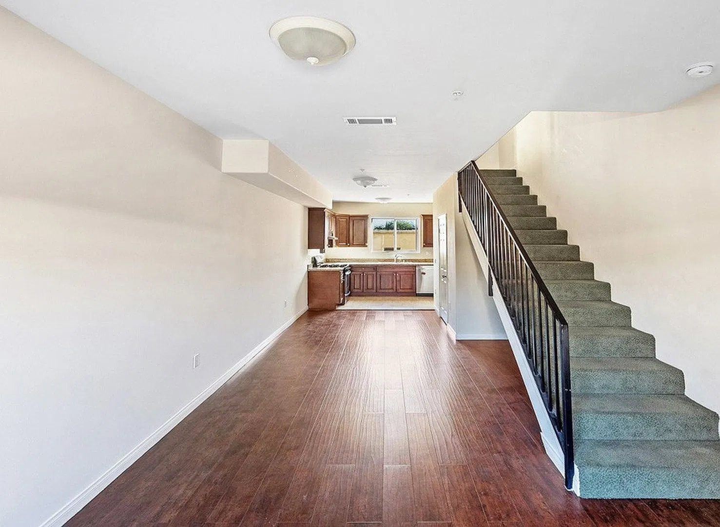 14161-14163 Delano, Van Nuys — Photo 4