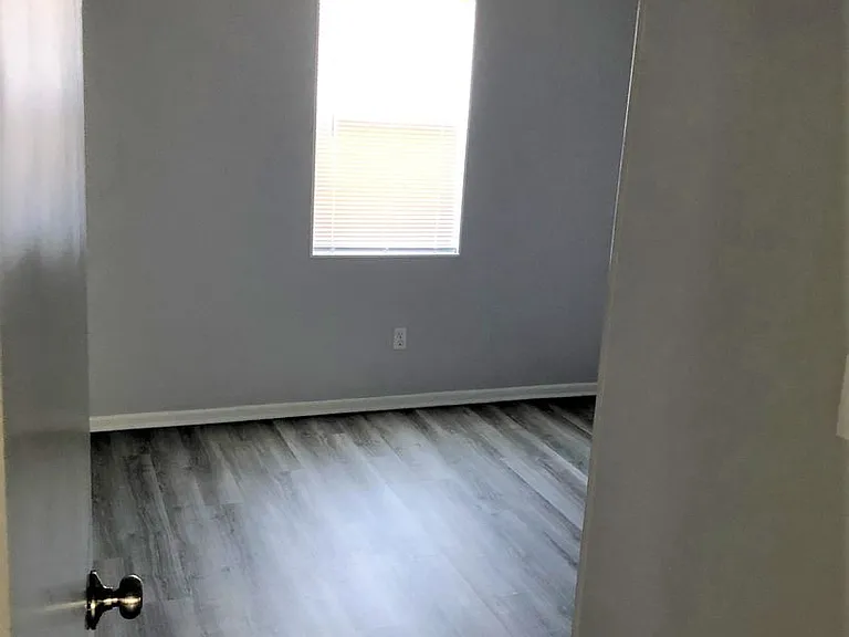 100 Ravenwood Dr #A — Photo 9