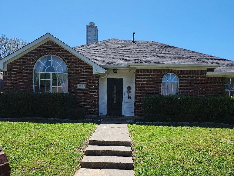 1st image of 2733 Hyacinth Dr