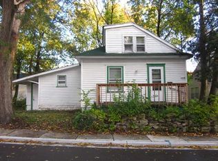 418 Pleasant St, Lansing, MI 48906