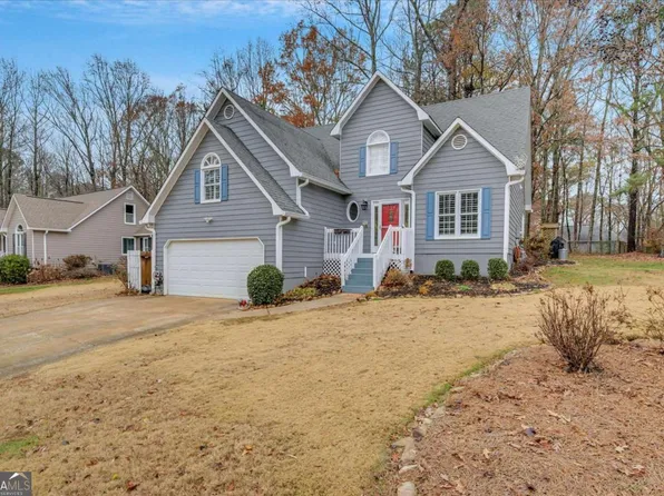 4545 Canterbury Dr, Cumming, GA 30040