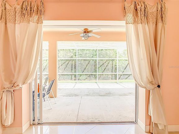5th image of 12080 Ronda Ln