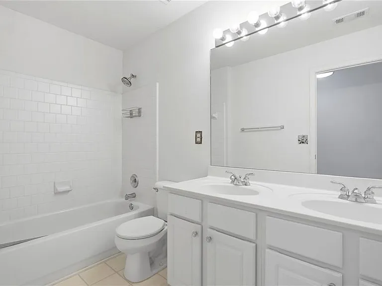 513 Stepney Ct SE — Photo 25