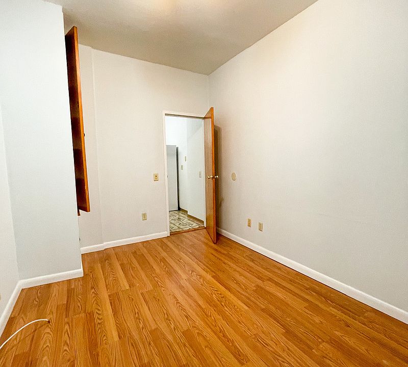 1st image of 24-21 Steinway St #1R