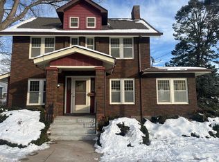 660 Alta Vista St, Dubuque, IA 52001