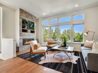146 107th Ln SE, Bellevue, WA