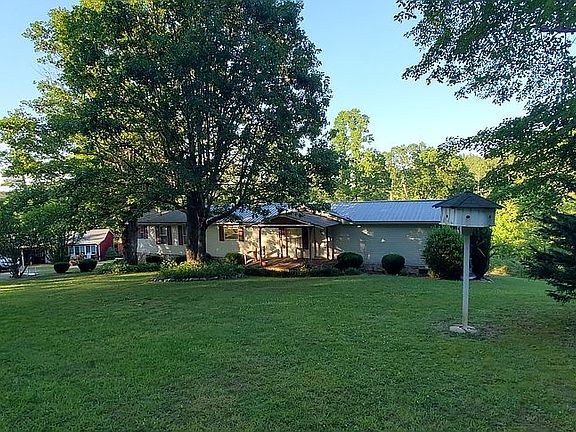 Main Home 3/2 1100 sqft