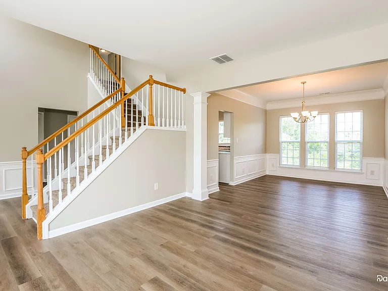 1448 Cantwell Ct — Photo 4