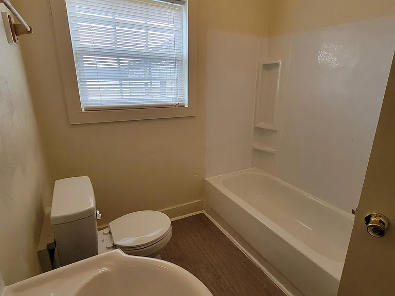 1520 Prentis Ave #4 — Photo 5
