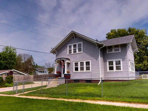623 3rd St, Boone, IA 50036