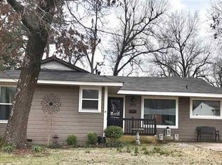 3070 E Houston St, Paris, TX 75460