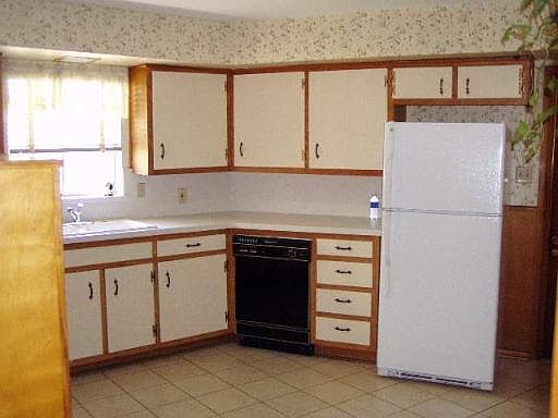 4th image of 606 WYNDALE DR