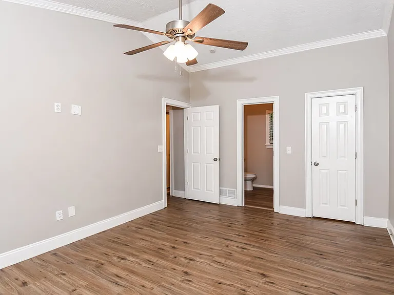 885 Trace Cir NE — Photo 11