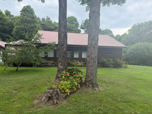 381 Lake Rd, Star Lake, NY 13690