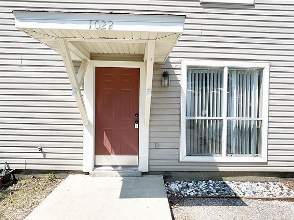 2nd image of 1022 Rockport Dr