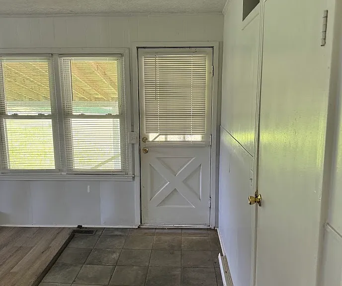 343 Thee Hester Rd — Photo 8