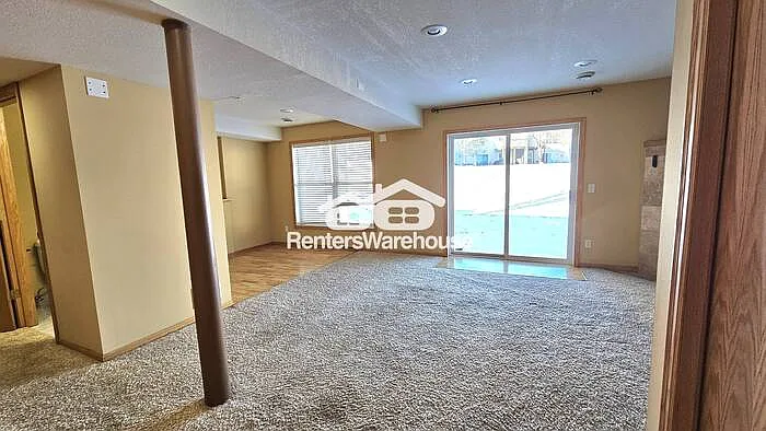 7648 Century Blvd — Photo 12
