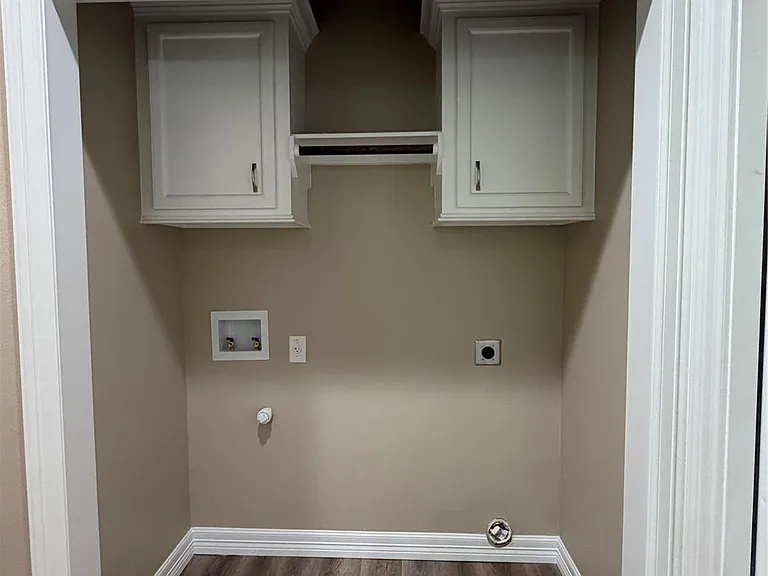 408 Mary Ave — Photo 7