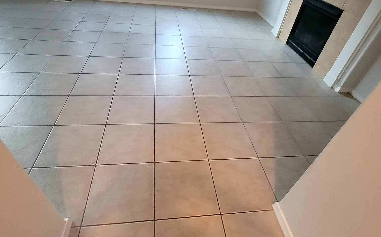 3 bed, 2.5 bath, 1633 sqft, $2,650 — Photo 4