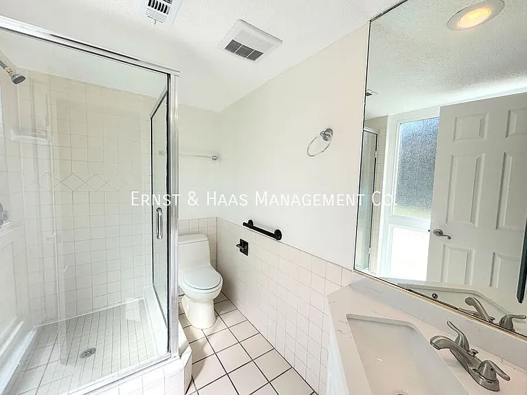 11381 Foster Rd — Photo 23