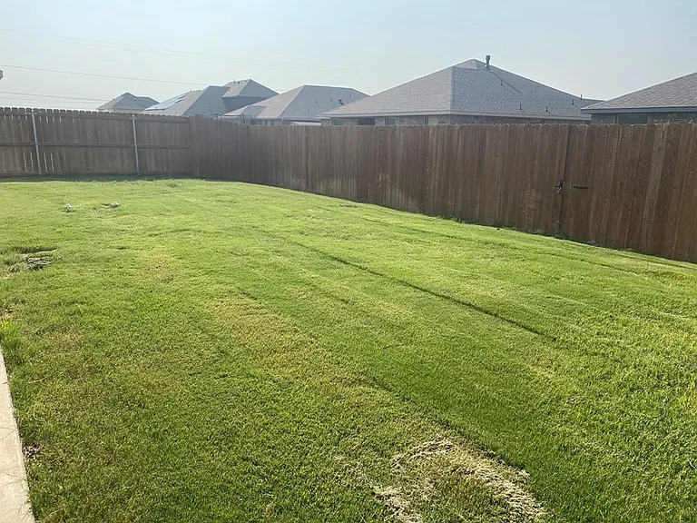2313 Ridgeway Rd — Photo 2