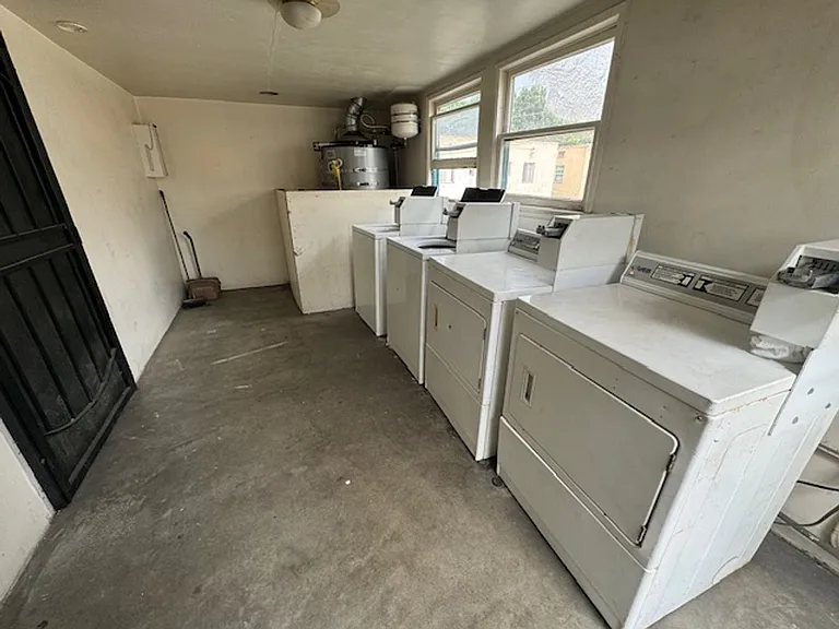 937 Magnolia Ave — Photo 13