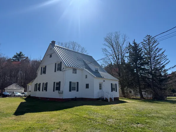 473 Pine St #B, Amherst, MA 01002