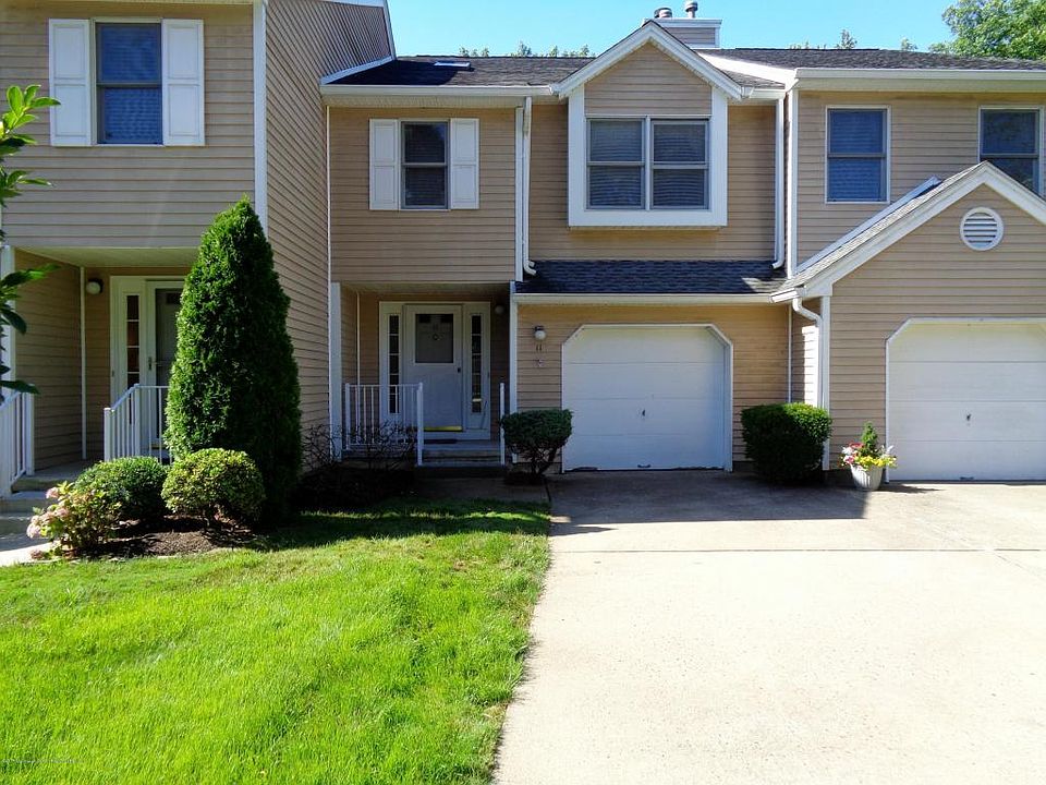 2nd image of 11 Whitesands Way