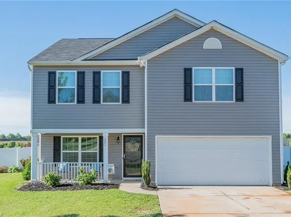 221 Estelle Dr, Lexington, NC 27295