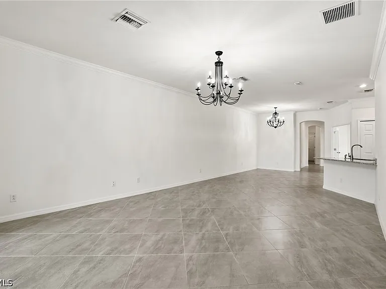 1835 Alameda Dr — Photo 8