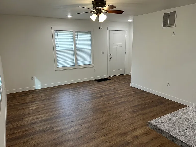 7820 Liberty Rd — Photo 4