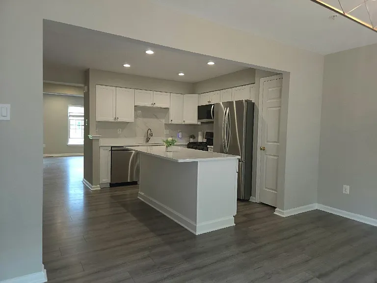 4613 Ripley Manor Ter — Photo 9