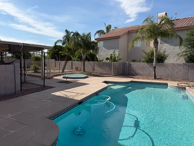 2941 W Calle Lucinda — Photo 27