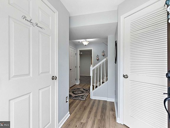 4th image of 212 Tall Trees Cir