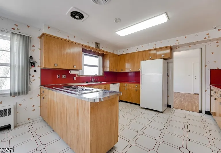 17 Oxford Dr — Photo 8