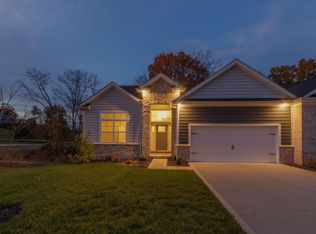 102 Hickory Grove Ct, Georgetown, KY 40324