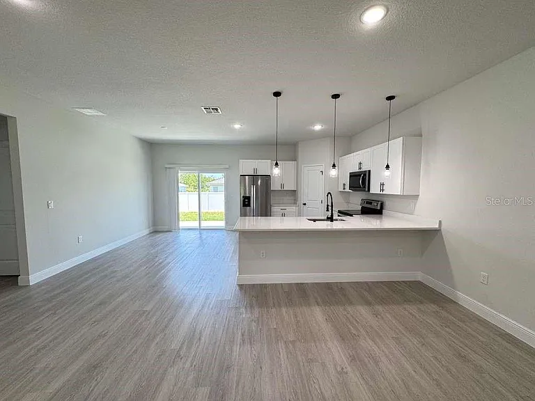 15096 SW 51st Ave — Photo 6