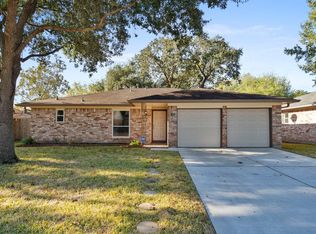 1807 Oaklawn St, Sugar Land, TX 77498