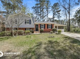 598 Meadows Ct, Riverdale, GA 30274