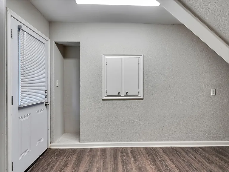 2030 Lone Rock Dr — Photo 11
