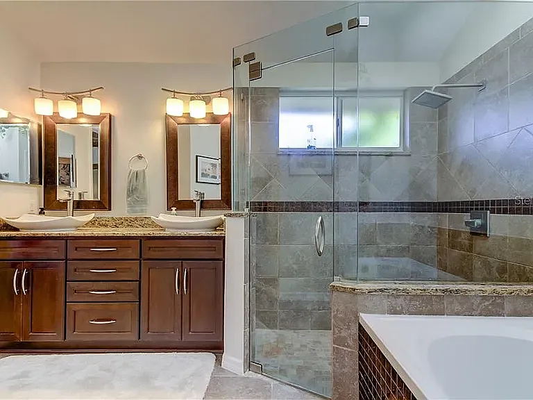 9015 Southbay Dr — Photo 5