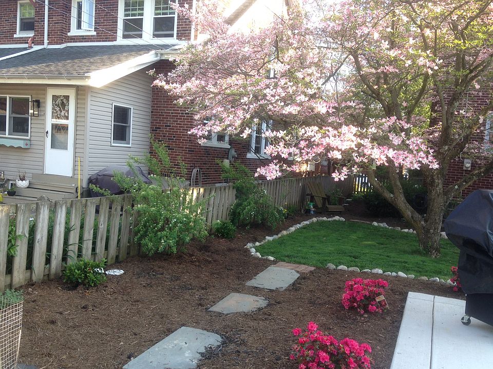1st image of 425 W Mount Vernon St
