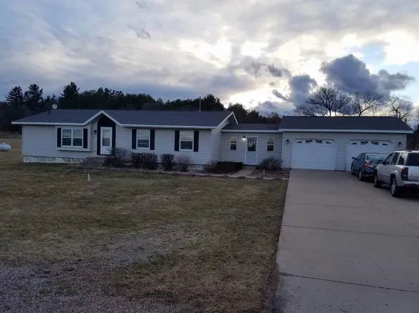 N425 Setter Ln, Waupaca, WI 54981