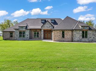 19184 E Canyon Ridge Rd, Owasso, OK 74055